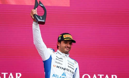 Sainz riporta la Williams sul podio: «Mai smettere di crederci»
