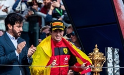 Sainz: «Safety Car? Non so cosa è accaduto a Charles. Sapevo che poi lo avrebbero attaccato» - Sainz: «Safety Car? Non so cosa è accaduto a Charles. Sapevo lo avrebbero attaccato»