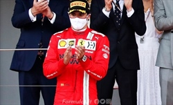 Sainz sbotta: Io come Barrichello? No, sono alla pari di Charles. Sull'addio alla McLaren...