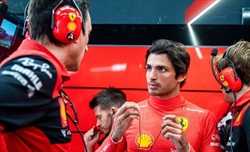 Sainz: «Siamo stati lenti tutta la gara, male la gestione gomme. Presto la nuova power unit»