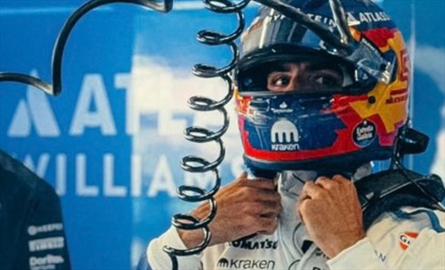 Sainz: «Sono ferito, una brutta giornata. Voglio rimontare per la mia gente»