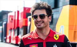 Sainz sul titolo: «Forse ci occorrerà un aiutino, ma non molleremo. Dobbiamo pensare al futuro» - Sainz sul titolo: «Forse ci occorrerà un aiutino, ma non molleremo. Dobbiamo pensare al futuro»