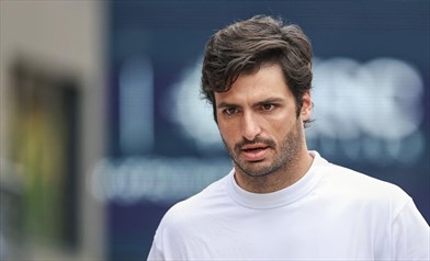 «Sainz-Williams: parcheggio ben pagato o c'è qualcosa che non sappiamo?». L'idea di Turrini - «Sainz-Williams: parcheggio ben pagato o c'è in qualcosa che non sappiamo?». L'idea di Turrini