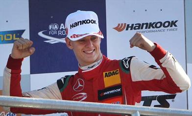 Schumacher afferma: il paragone con papà non mi pesa, è il più grande - Schumacher afferma: il paragone con papà non mi pesa,è il più grande