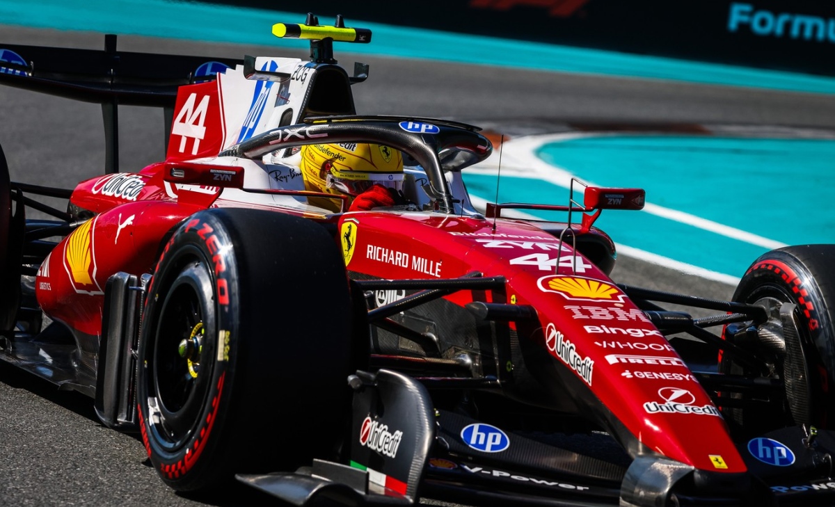 Schumacher contro Hamilton: «Si ritiri, la Ferrari ha Bearman»
