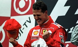 Schumacher, la dedica di Hamilton e Alonso: «Pilota incredibile. Un'ispirazione per molti» - Schumacher, la dedica di Hamilton e Alonso: «Pilota incredibile. Un'ispirazione per molti»