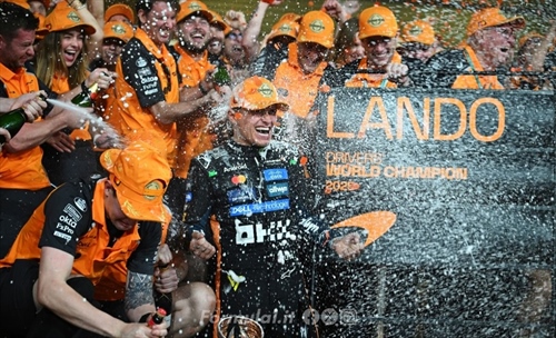 Sì, Lando: stavolta i fuochi d'artificio erano per te - Sì, Lando: stavolta i fuochi d'artificio erano per te