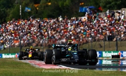 Sky sicura: «Hamilton vuole incoraggiare i media a fare domande sulla Red Bull»