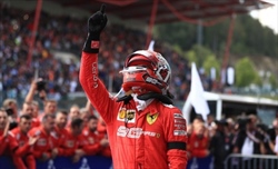 Spa 2019: prima vittoria di Leclerc dedica Hubert