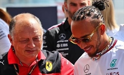 Steiner: «Hamilton in Ferrari per Vasseur, ma potrebbe sorgere un problema» - Steiner: «Hamilton in Ferrari per Vasseur, ma potrebbe sorgere un problema»