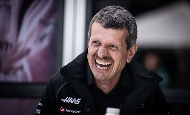 Steiner: «Nel 2021 Toto Wolff rischiò un infarto». Poi provoca: Potrei prendere Newey