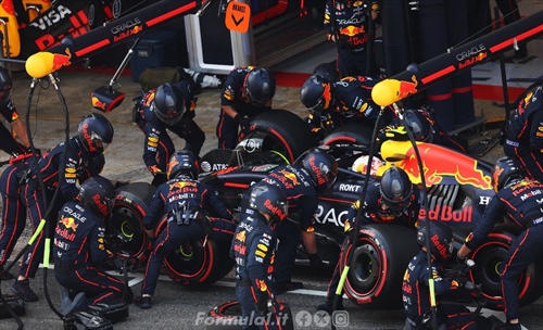 Tattiche sporche? Red Bull punita per il nastro di Norris, scoppia la polemica - Tattiche sporche? Red Bull punita per il nastro di Norris, scoppia la polemica