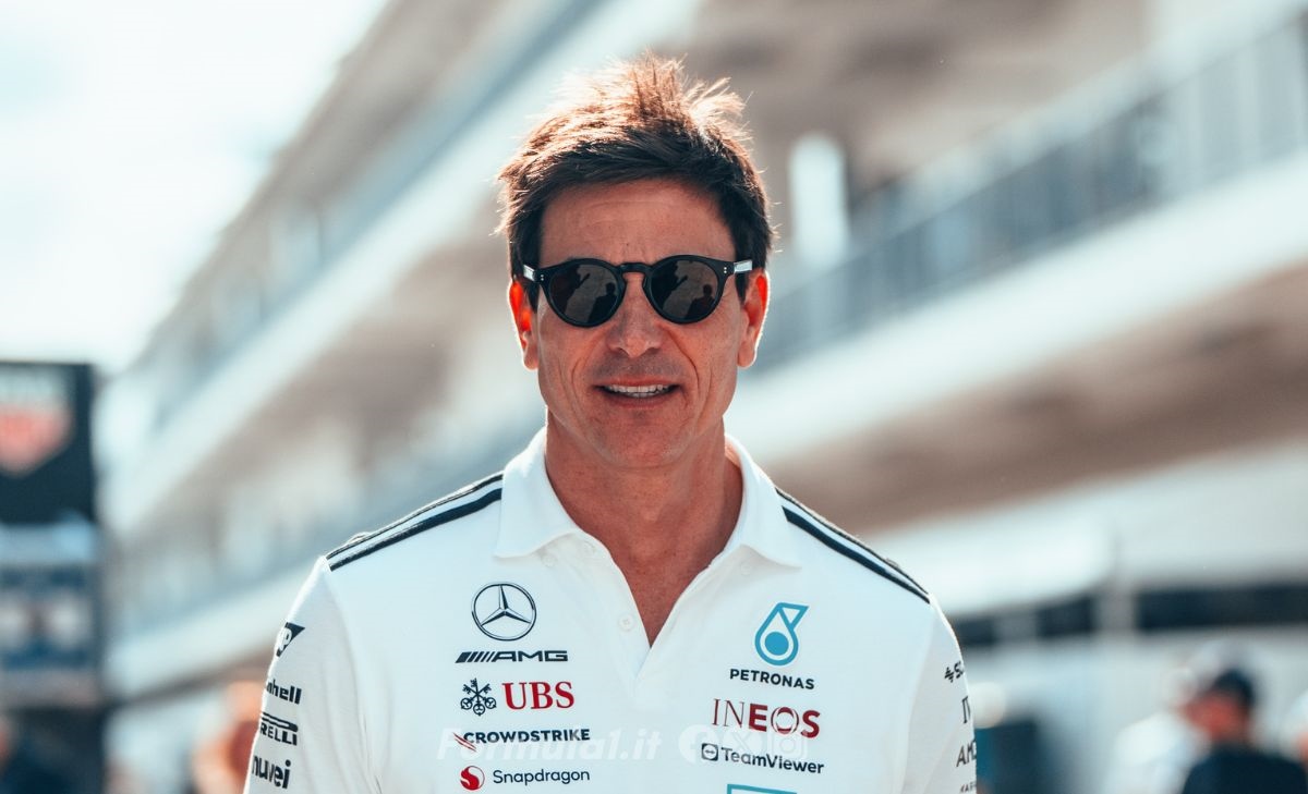 Tempi lunghi per il rinnovo di Russell, Wolff: «Si trattava di George»