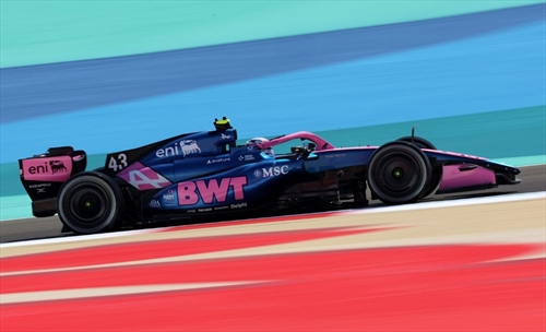 Test Bahrain Day-1, la sintesi della mattina: Max chiude in testa, problemi per Alpine - Test Bahrain Day-1, la sintesi della mattina: Max chiude in testa, problemi per Alpine