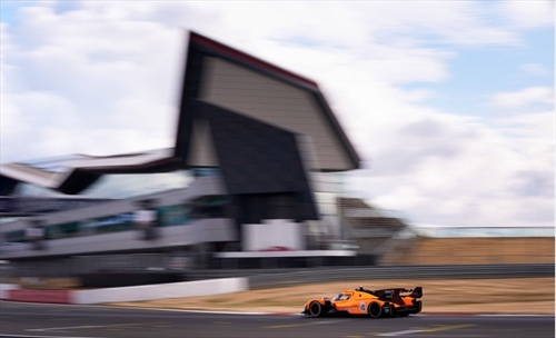 Test di 30 ore per l’hypercar della McLaren: continua la corsa al WEC - Test di 30 ore per l’hypercar della McLaren: continua la corsa al WEC