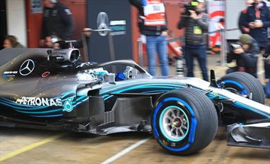 TEST F1 - GIORNO 4: prime novità MERCEDES, sono nuovi gli endplate dell'ala anteriore - TEST F1 - GIORNO 4: prime novità MERCEDES, sono nuovi gli endplate dell'ala anteriore