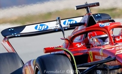 Test Pirelli 2026: la curiosa configurazione delle vetture per simulare il carico aerodinamico - Test Pirelli 2026: la curiosa configurazione delle vetture per simulare il carico aerodinamico