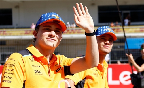 Titolo 2025 condizionato da favoritismi? Villeneuve: «Piastri dalla parte giusta, come Hamilton con Rosberg» - Titolo 2025 condizionato da favoritismi? Villeneuve: «Piastri dalla parte giusta, come Hamilton con Rosberg»
