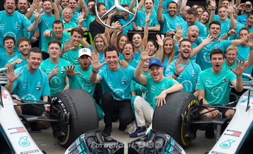 Toto Wolff cede quote del team Mercedes valutato 6 miliardi di dollari - Toto Wolff cede quote Mercedes per 6 miliardi di dollari