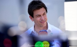 Toto Wolff, il botta e risposta con Horner continua: ecco cosa sta succedendo tra i due