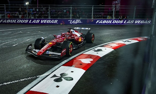 Tra le luci di Vegas, una Ferrari solida ma in cerca di conferme
