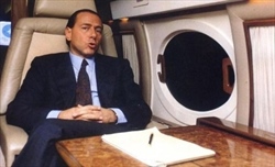 Turrini racconta quella volta in cui Berlusconi voleva creare un team di Formula 1 - Turrini racconta quella volta in cui Berlusconi voleva creare un team di Formula 1
