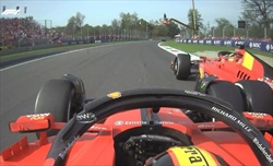 Turrini: «Sainz e Leclerc hanno fatto bene a sfidarsi, vi spiego». Poi l'analisi sul bottino della Ferrari - Turrini: «Sainz e Leclerc hanno fatto bene a sfidarsi, vi spiego»