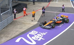 UFFICIALE - GP Gran Bretagna, multa per la McLaren