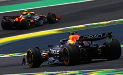 UFFICIALE - La decisione della FIA su Verstappen