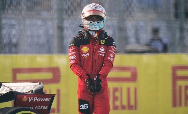 UFFICIALE - Sostituito il cambio nella vettura di Leclerc. Il rischio penalità aumenta