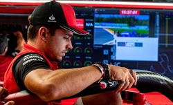 UFFICIALE - Sostituzioni power unit: partenza dal fondo per Leclerc, Verstappen e altri 2 piloti - UFFICIALE - Sostituzioni power unit: 15 posizioni per Leclerc, dal fondo Verstappen e altri 3 piloti
