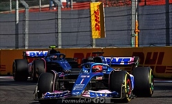 UFFICIALE: tre piloti investigati dopo la qualifica, il motivo - UFFICIALE: tre piloti investigati dopo la qualifica, il motivo