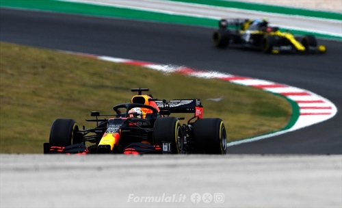 Un 2027 tra rinunce e ritrovi, la F1 torna sulla 'sorella' del nostro amato Mugello - Un 2027 tra rinunce e ritrovi, la F1 torna sulla 'sorella' del nostro amato Mugello