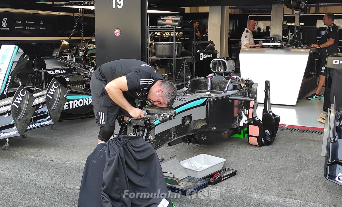 Mercedes W16