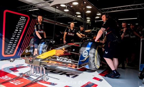Un grande passo verso il 2026: si userà l'ala mobile anteriore nei test Pirelli