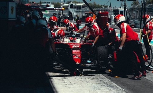 La Ferrari resta cauta e concentrata, parola di Vasseur  - Una Ferrari cauta e laboriosa, parola di Vasseur 
