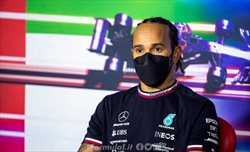 Uomini della sicurezza a protezione di Latifi dopo Abu Dhabi, supporto anche da Hamilton e Mercedes - Uomini della sicurezza a protezione di Latifi dopo Abu Dhabi, supporto anche da Hamilton e Mercedes
