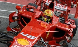 Valentino Rossi e il test con la Ferrari per passare alle quattro ruote