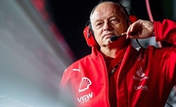 Vasseur: «C'è tanto margine, bisognerà migliorare. Nel 2024 ancora più motivati» - Vasseur: «C'è tanto margine, bisognerà continuare a migliorare. Nel 24' ancora più motivati»