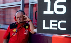 Vasseur: «Fatichiamo un po' in partenza, ma è una cosa marginale» - Vasseur: «Fatichiamo un po' in partenza, ma è una cosa marginale»