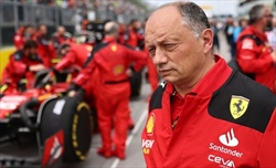 Vasseur: «In arrivo 25 ingegneri». E spiega perchè nessuno vuole lavorare a Maranello - Vasseur: «In arrivo 25 ingegneri». Ma lancia un monito