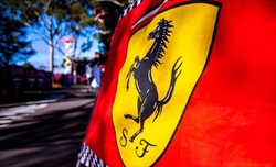 Vasseur parla di come sia cambiata la Ferrari dal suo arrivo: «Siamo miglia avanti. Arriveranno molti tecnici»