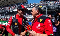 Vasseur è d'accordo con la FIA: «Giusto non penalizzare Leclerc» - Vasseur ringrazia la FIA: «Giusto non penalizzare Leclerc»