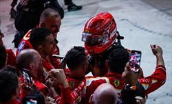 Vasseur vuole riportare il titolo a Maranello: «Daremo fino all'ultima goccia di sudore» - Vasseur vuole riportare il titolo a Maranello: «Daremo fino all'ultima goccia di sudore»