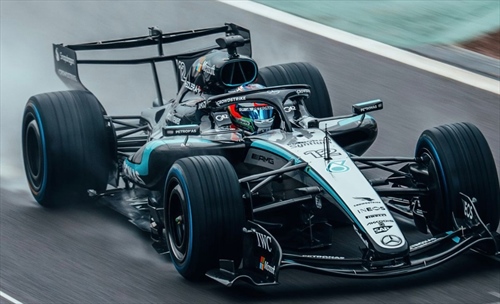 Veloci, solidi, pronti: la Mercedes manda un messaggio agli avversari