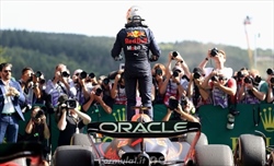 Verstappen cannibale: «Rimonta? Ecco come ho fatto. Vogliamo altri weekend così» - Verstappen