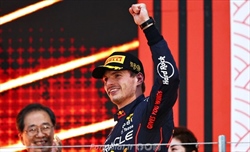 Verstappen: «Vittoria pazzesca, emozioni contrastanti. Tra 2021 e 2022 scelgo...» - Verstappen