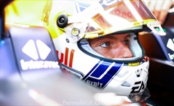 Verstappen, a Singapore per battere un record di Schumi. E intanto esce la biografia - Verstappen, a Singapore per battere un record di Schumi. E intanto esce la biografia
