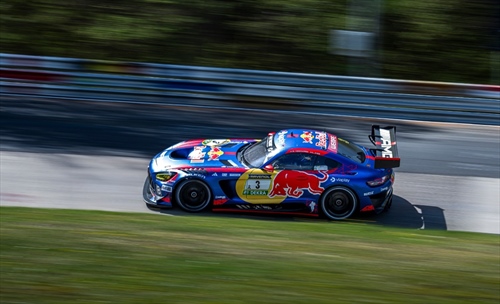 Verstappen accende il Nürburgring. Antonelli si prepara a seguirlo - Verstappen accende il Nurburgring. Antonelli si prepara a seguirlo