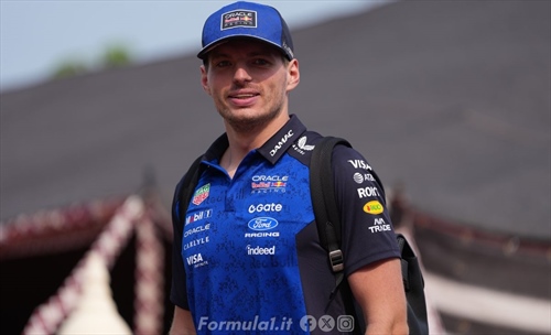Verstappen allontana la Ferrari: «Marchio storico, ma io voglio vincere»